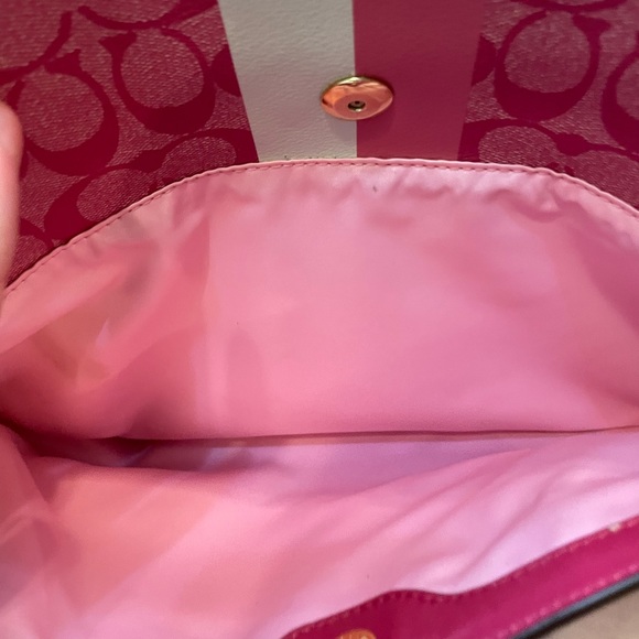 Coach Tote Bag - Picture 5 of 9